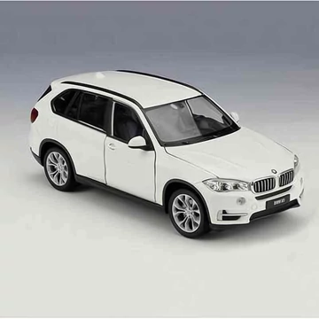 BMW X5; 1:24 méretarányos  modellautó