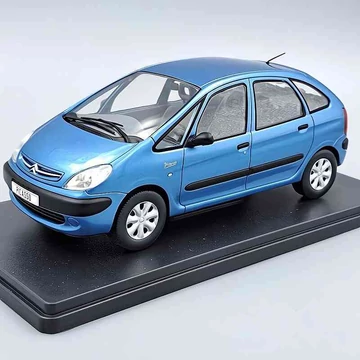 Citroen Xsara Picasso modellautó