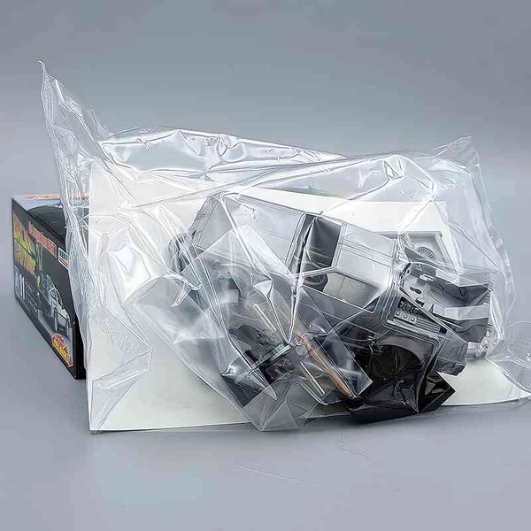 DeLorean Vissza a jövőbe 1. – 1:43 építhető autó makett – hátrahúzós