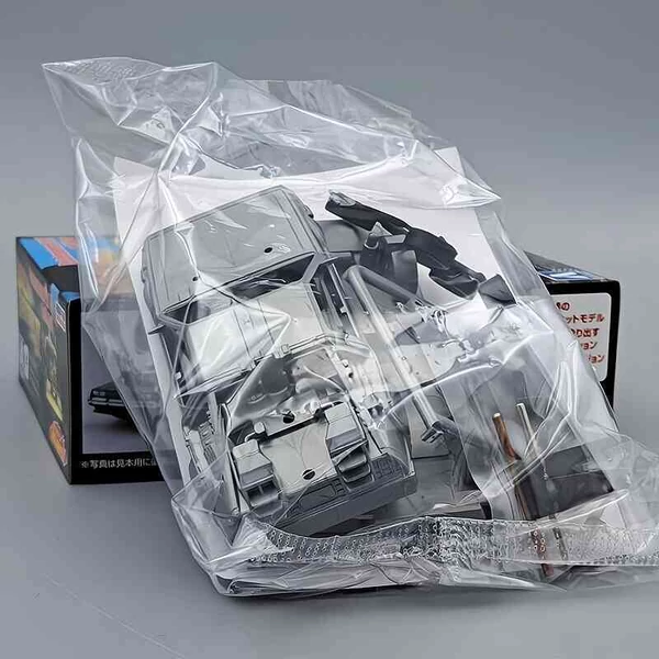 DeLorean Vissza a jövőbe 2. – 1:43 építhető makett – Aoshima