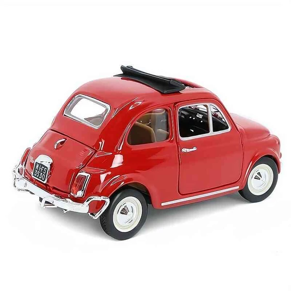 Fiat 500L (1968) – 1:24 fém modell autó nyitható ajtókkal – Bburago