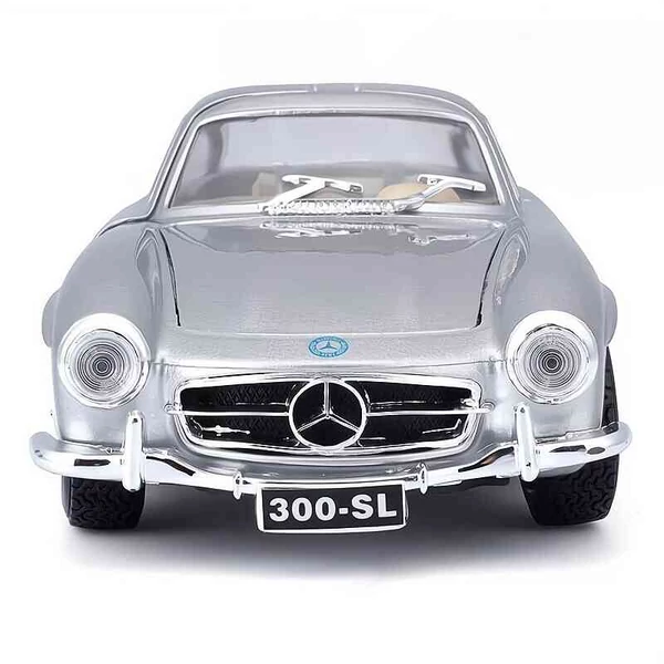 Mercedes-Benz 300 SL (1954) – 1:24 fém autó modell– Bburago