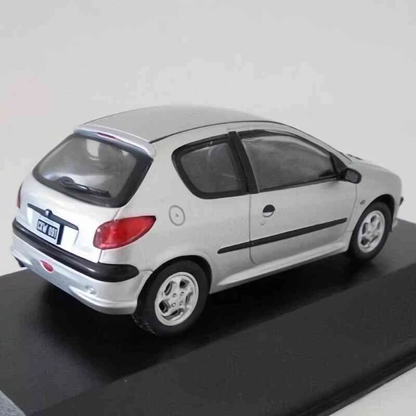 Peugeot 206 XS (1999) – 1:43 fém autómodell – Edicola – gyűjtőknek