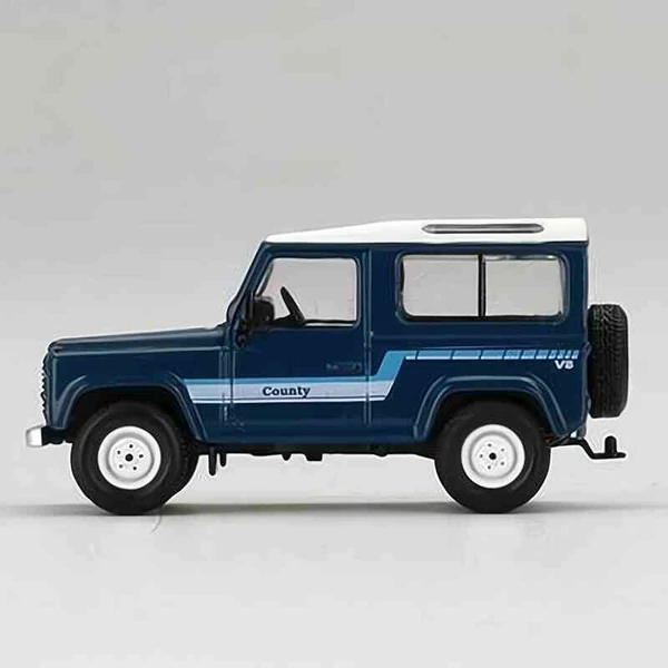 Land Rover Defender 90 Country Wagon; 1:64 méretarányos modellautó