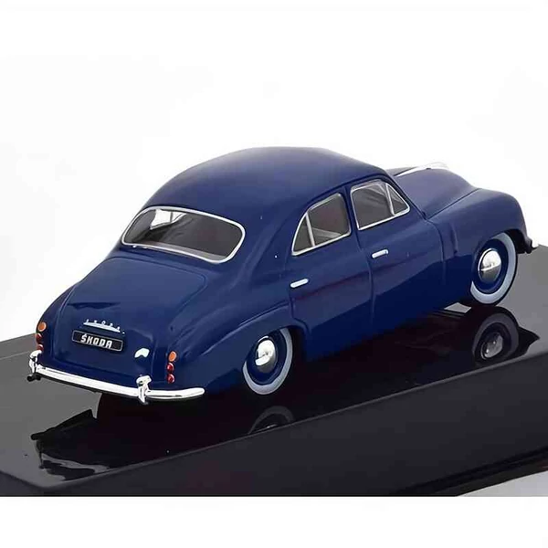 Skoda 1200 Sedan (1952) – 1:43 fém autómodell –  IXO – gyűjtőknek