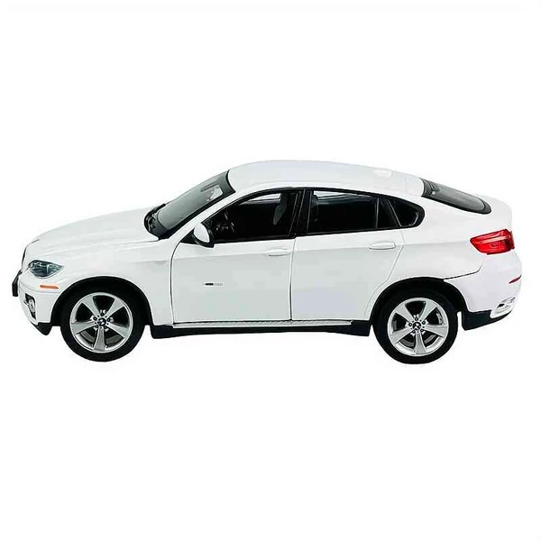 BMW X6 – 1:24 fém autó modell – Rastar