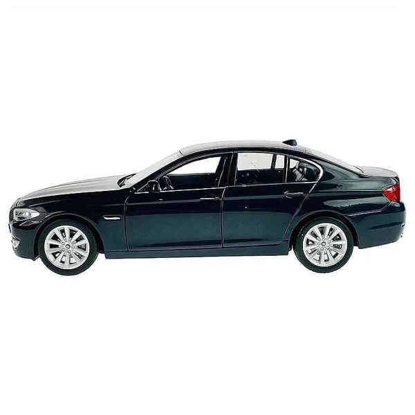 BMW 535i – 1:24 fém autómodell – Welly – nyitható ajtókkal