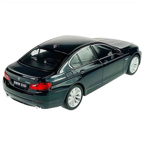 BMW 535i – 1:24 fém autó modell – Welly