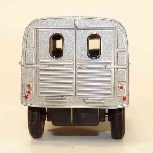 Citroen 2CV Furgon – 1:34 fém autó modell – Welly